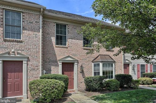 394 Stonehedge Ln, Navy Sup Dpt PA  17055-7012 exterior