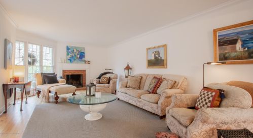 142 Silvermist Ct, Little Silver, NJ 07739-1813