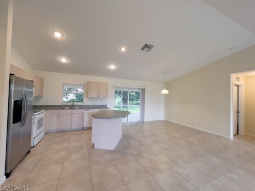 2129 15th St, Cape Coral FL  33909-1743 exterior