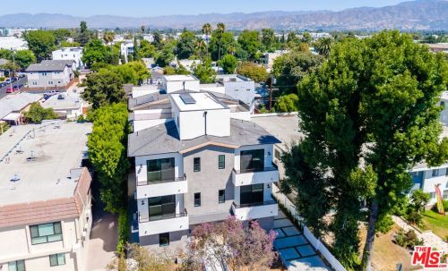 10847 Morrison St, North Hollywood, CA 91601-4621