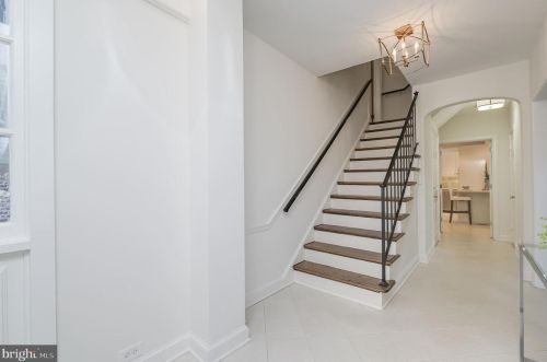 4510 46th St, Washington DC 20016-4476 exterior