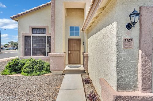 2202 116th Dr, Avondale, AZ 85392-5132
