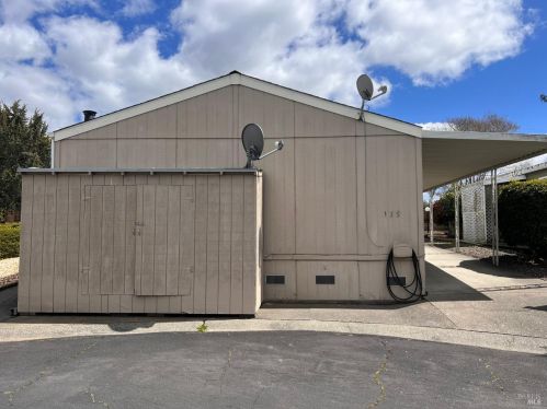179 Sequoia Cir, Santa Rosa, CA 95401-9181