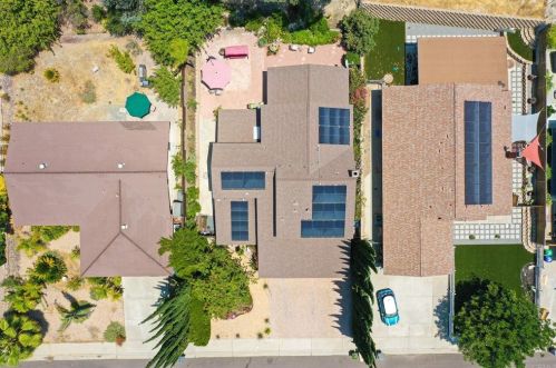 9941 Halberns Blvd, Santee CA  92071-1439 exterior