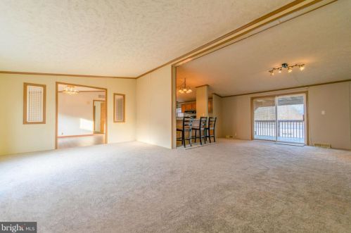 408 Meadow Ln, Shermansdale, PA 17090-8522