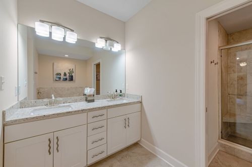 103 Elm St, Imperial PA  15126-1105 exterior