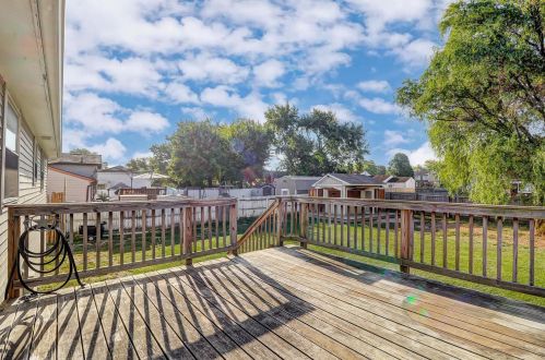 1967 Willow Run Rd, Darbydale OH  43123-1531 exterior