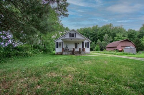 5261 Aber Rd, New Harmony, OH 45176-9594