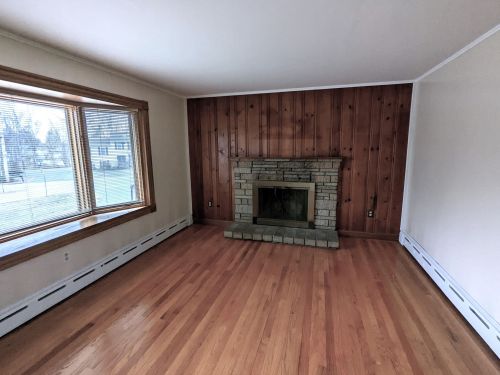 97 Wheeler Ave, Salem NH  03079-3494 exterior