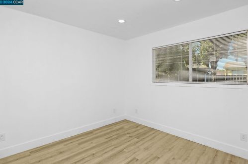 260 Patricia Ave, West Pittsburg CA  94565-4109 exterior