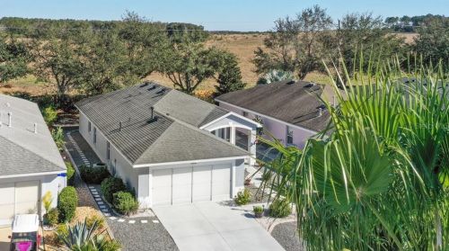 4916 Portsmouth St, Tavares, FL 32778-9276