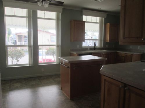 1584 Duke Dr, Livingston CA  95334-9343 exterior