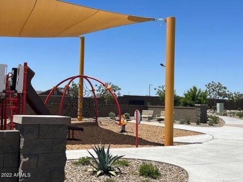 15962 Electra Ln, Sun City AZ 85387-2027 exterior