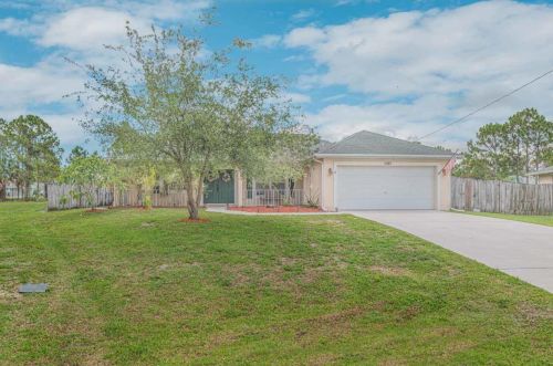 5487 Cambo Ct, Fort Pierce, FL 34986-4001