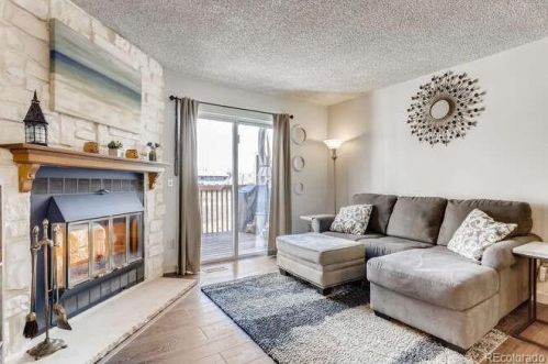 1234 Idalia St, Denver CO 80017-4077 exterior