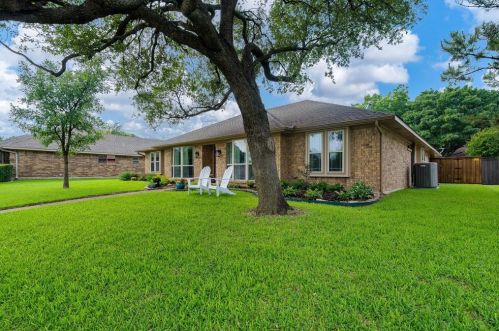 2003 Oakwood Dr, Richardson, TX 75082-4613