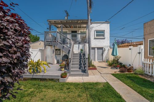 8816 La Mesa Blvd, La Mesa CA 91942-5406 exterior