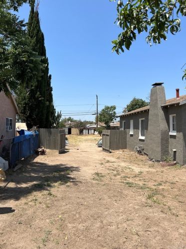 7004 Del Rosa Ave, San Bernardino CA  92404-6410 exterior
