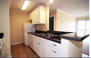 1230 Overbrook Dr, Gaffney SC  29341-1052 exterior