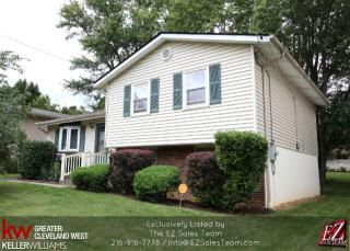 1022 Ellsworth Dr, Akron, OH 44313-5212