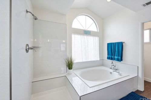 22764 Valley Vista Cir, Wildomar CA  92595-8335 exterior