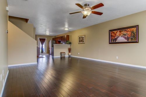 10421 Paramount Way, Cedar Lake, IN 46303-7501