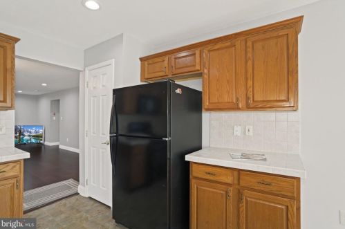 15 Brattleboro Rd, Swedesboro NJ  08085-2515 exterior