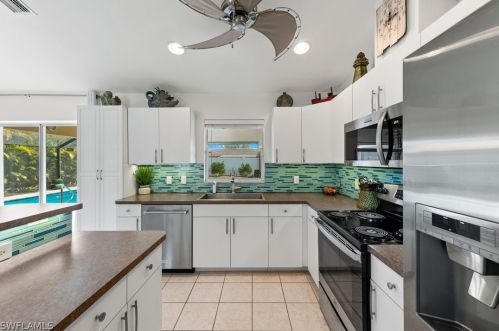 4125 7th Ave, Cape Coral, FL 33914-5889