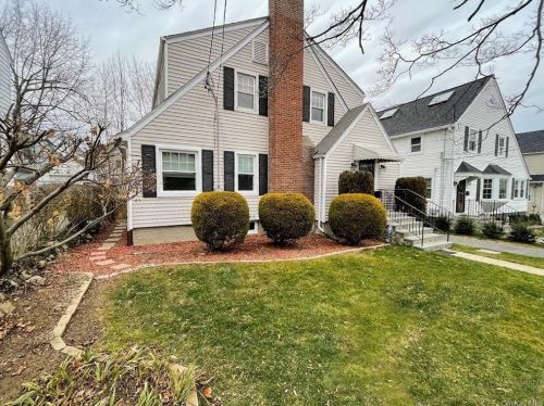 22 Mcbride Ave, White Plains, NY 10603-3310
