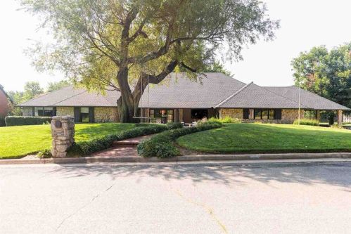 3221 Old Mallard Rd, Enid, OK 73703-1467