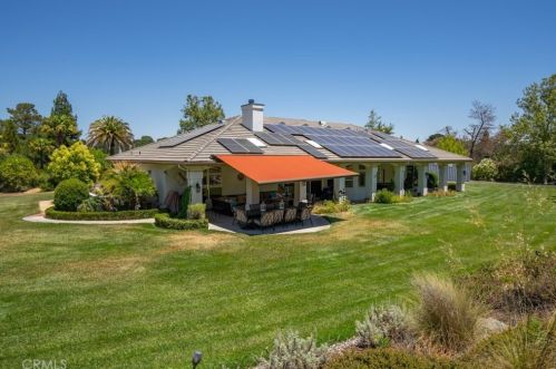 1440 Ridge Rd, Templeton CA  93465-9303 exterior