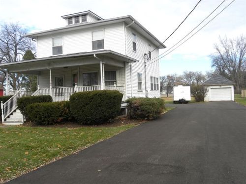 314 Beloit St, Walworth, WI 53184-9641