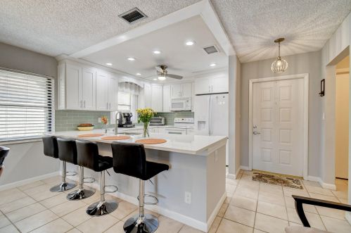 2519 10th St, Delray Beach, FL 33445-2088