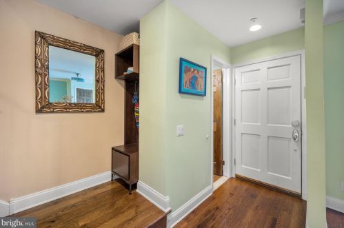 104 Bleddyn Rd, Ardmore, PA 19003-1538