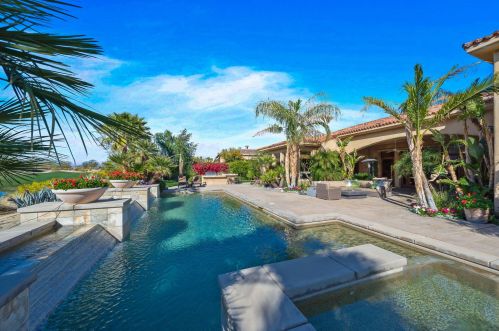 55575 Royal St George, La Quinta CA  92253-8733 exterior