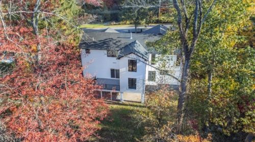 89 Taylortown Rd, Montville Township NJ  07045-9763 exterior