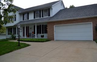 2044 Longfellow St, Canton, OH 44721-2500