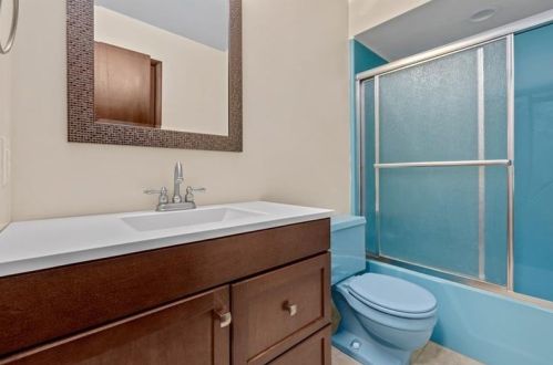 1547 Berkshire Ave, Pittsburgh PA  15226-2475 exterior