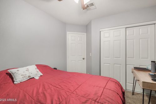 4011 Camino Vivaz, Glendale AZ  85310-5516 exterior