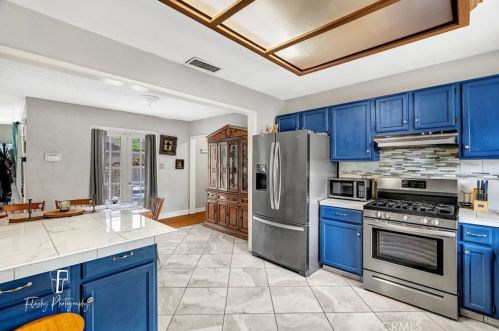 2512 3rd St, Bakersfield CA 93304-2521 exterior