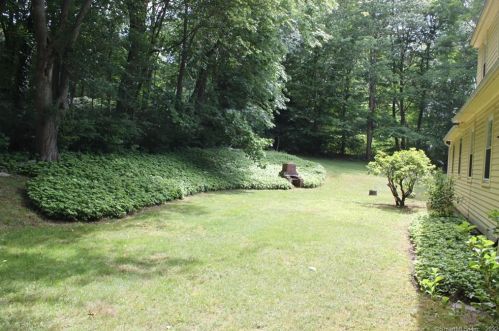 6 Cedar Grove Terrace Ext, Essex, CT 06426-1458