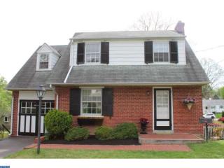 16 Moreland Rd, Paoli, PA 19301-1710