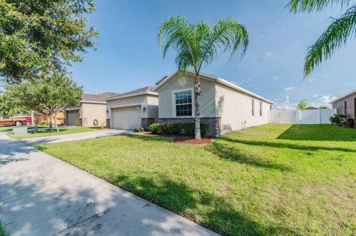 13408 Graham Yarden Dr, Riverview, FL 33579-2390