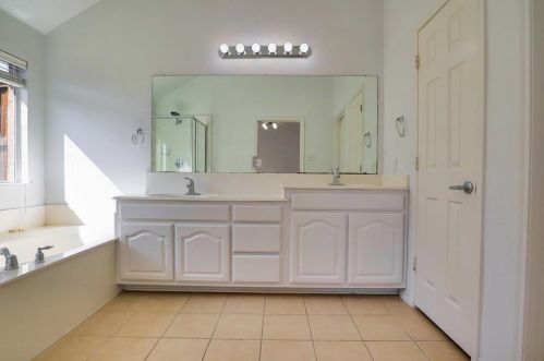 13840 Fall Harvest Dr, Frisco TX 75033-0490 exterior