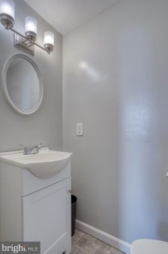 848 Schoolhouse Ln, Dover DE  19904-2416 exterior