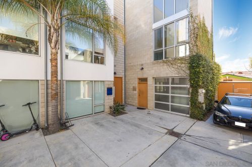 979 Laurel St, San Diego CA 92105-4736 exterior