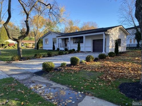 436 Ruckman Rd, Closter NJ  07624-2326 exterior