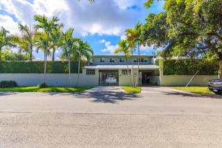 1901 5th Ave, Miami, FL 33129-1304