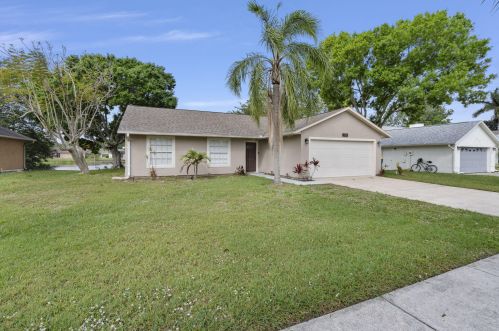 1240 Ambra Dr, Melbourne, FL 32940-6755