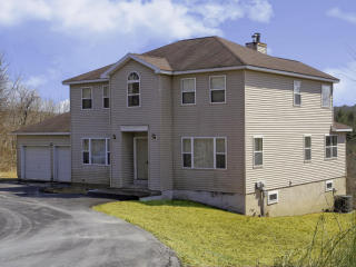 136 Maltese Rd, Effort, PA 18330-7974
